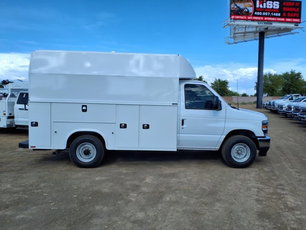 New 2026 Ford E-350 and Econoline 350 Super Duty w/ Power Equipment Group RWD image 3