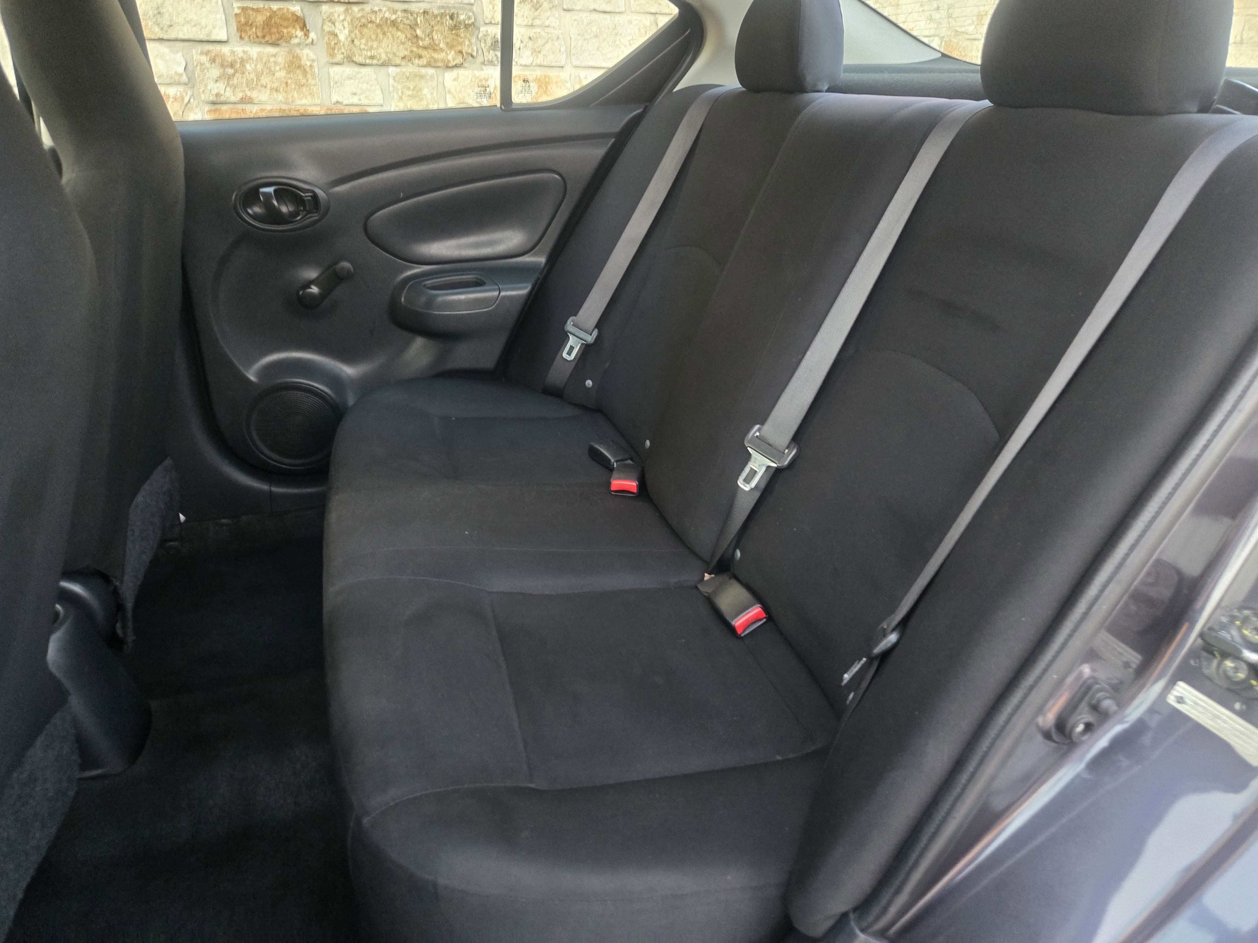 Used 2015 Nissan Versa S Plus image 7