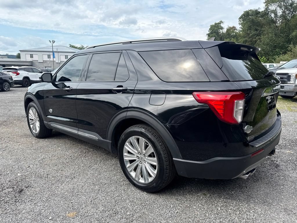 Used 2021 Ford Explorer King Ranch w/ Premium Technology Package AWD/4WD image 4