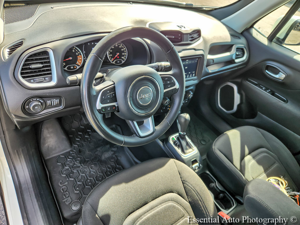 Used 2019 Jeep Renegade Latitude FWD image 8