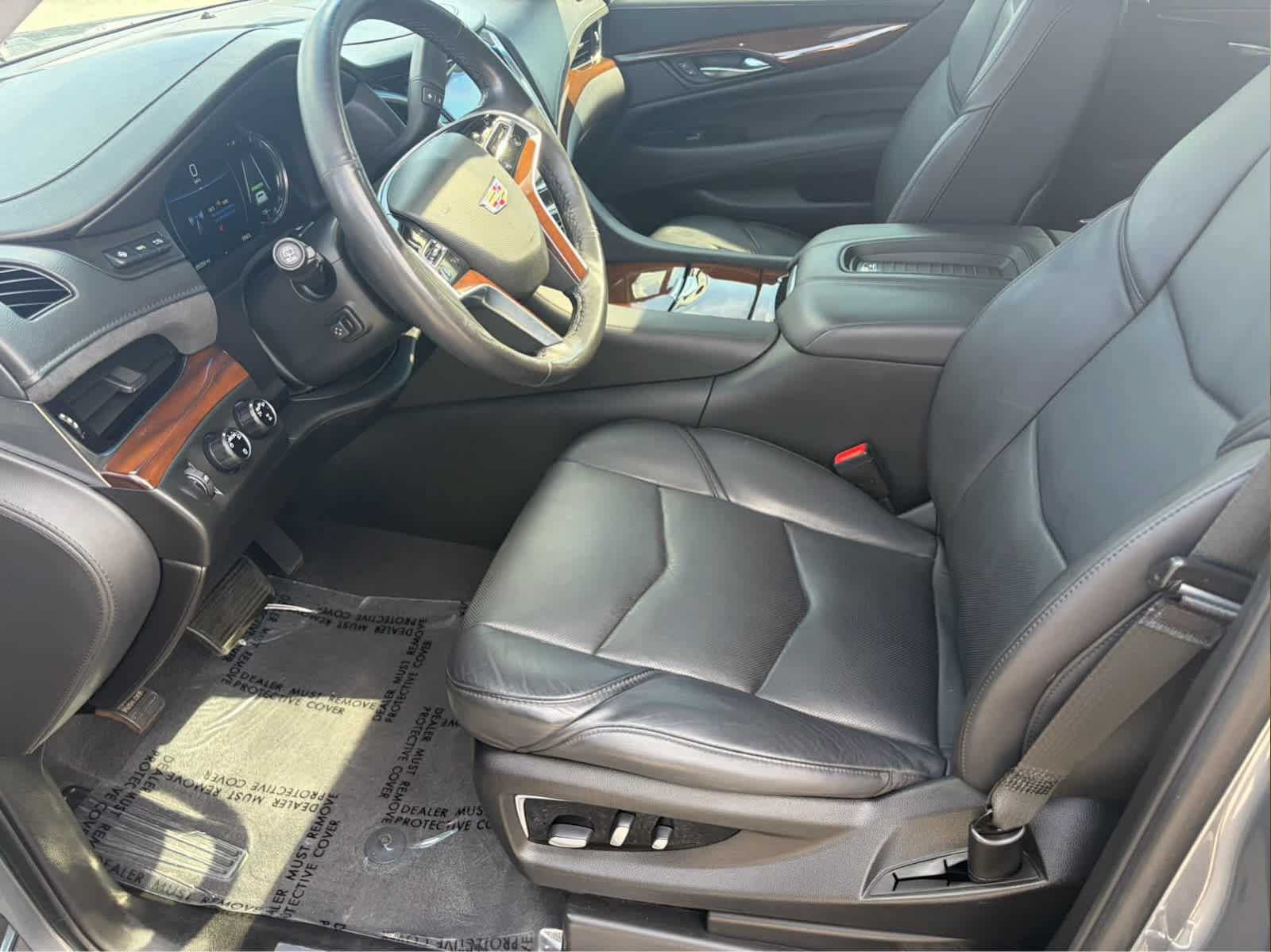 Used 2020 Cadillac Escalade ESV Luxury w/ Escalade Sport Edition AWD/4WD image 9