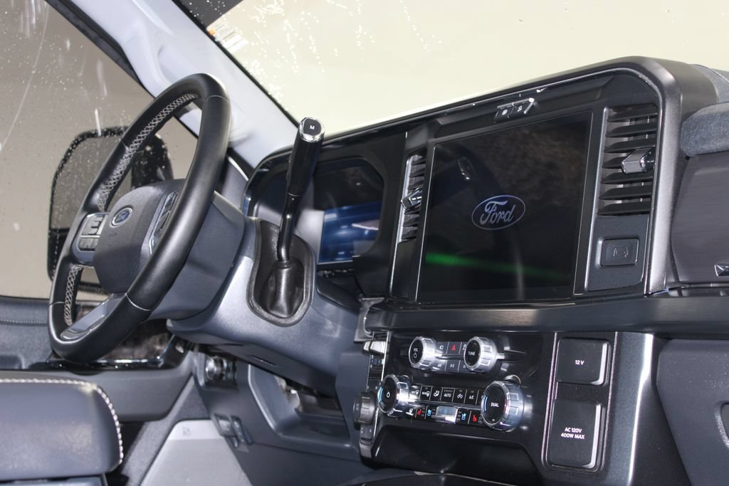Used 2025 Ford F250 Lariat w/ Black Appearance Package AWD/4WD image 26