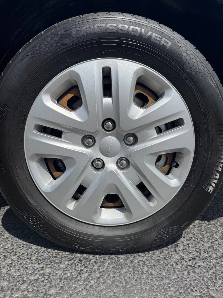 Used 2020 Dodge Journey SE w/ SE Popular Equipment Group FWD image 9