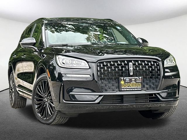 Used 2023 Lincoln Corsair Reserve w/ Equipment Group 201A AWD/4WD image 2