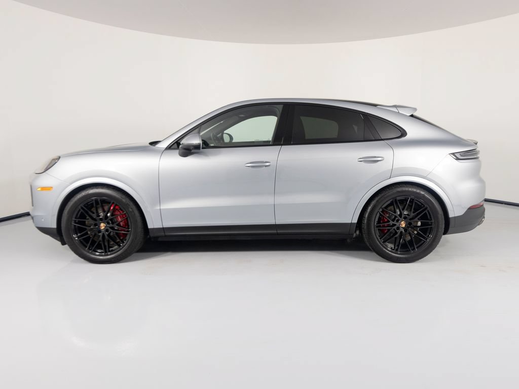 Certified 2026 Porsche Cayenne S AWD/4WD image 2