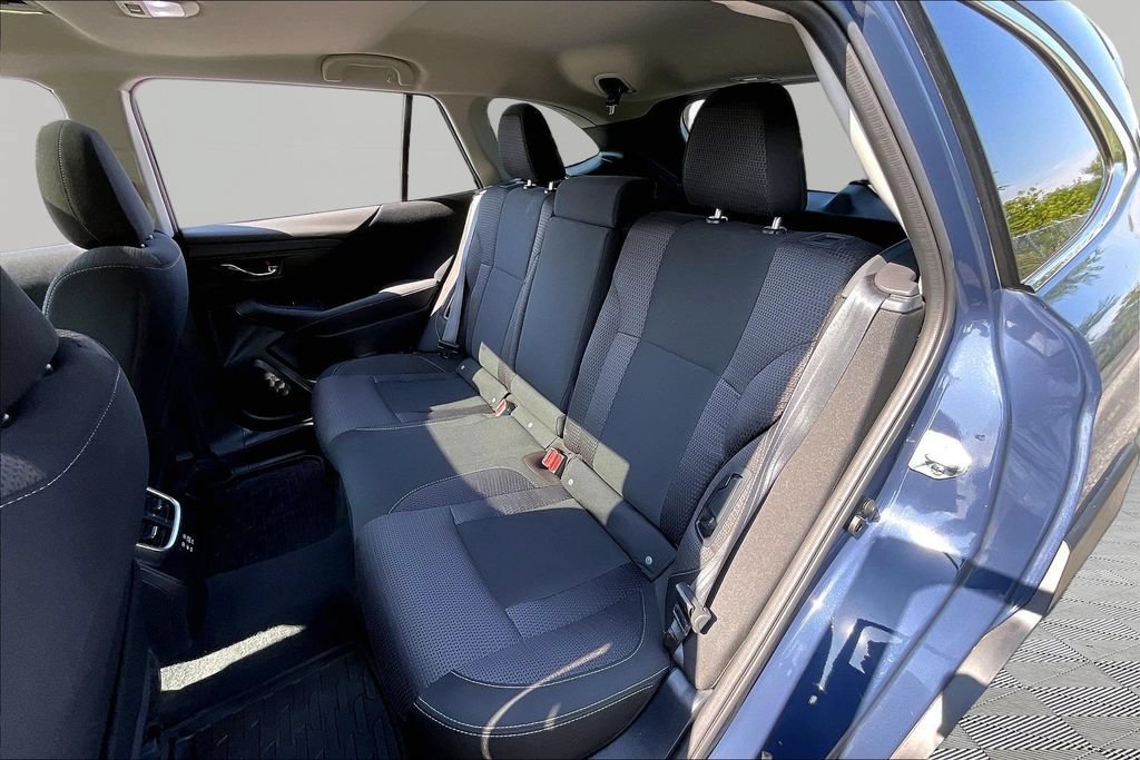 Used 2024 Subaru Outback Premium AWD/4WD image 25