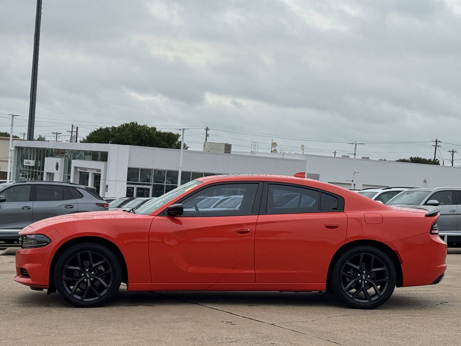 Used 2021 Dodge Charger SXT w/ Plus Group RWD image 7