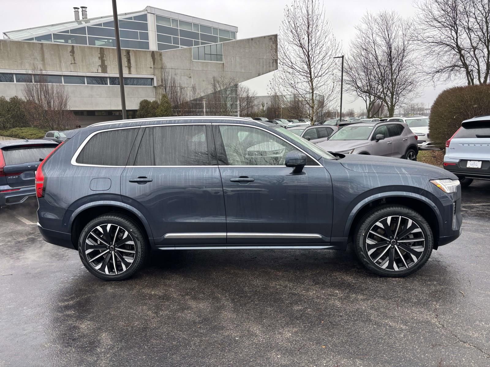 New 2026 Volvo XC90 T8 Ultra w/ Protection Package Premier AWD/4WD image 8