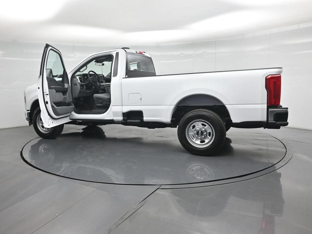 New 2026 Ford F350 XL w/ XL Chrome Package RWD image 25