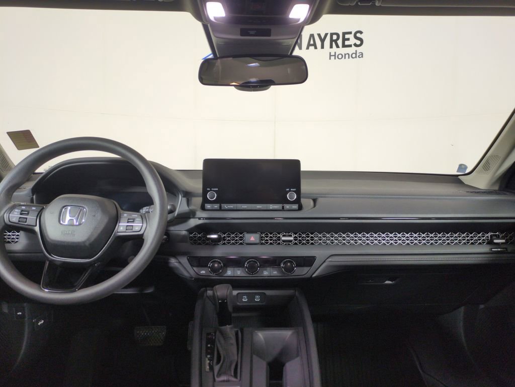 Certified 2025 Honda Accord SE image 19