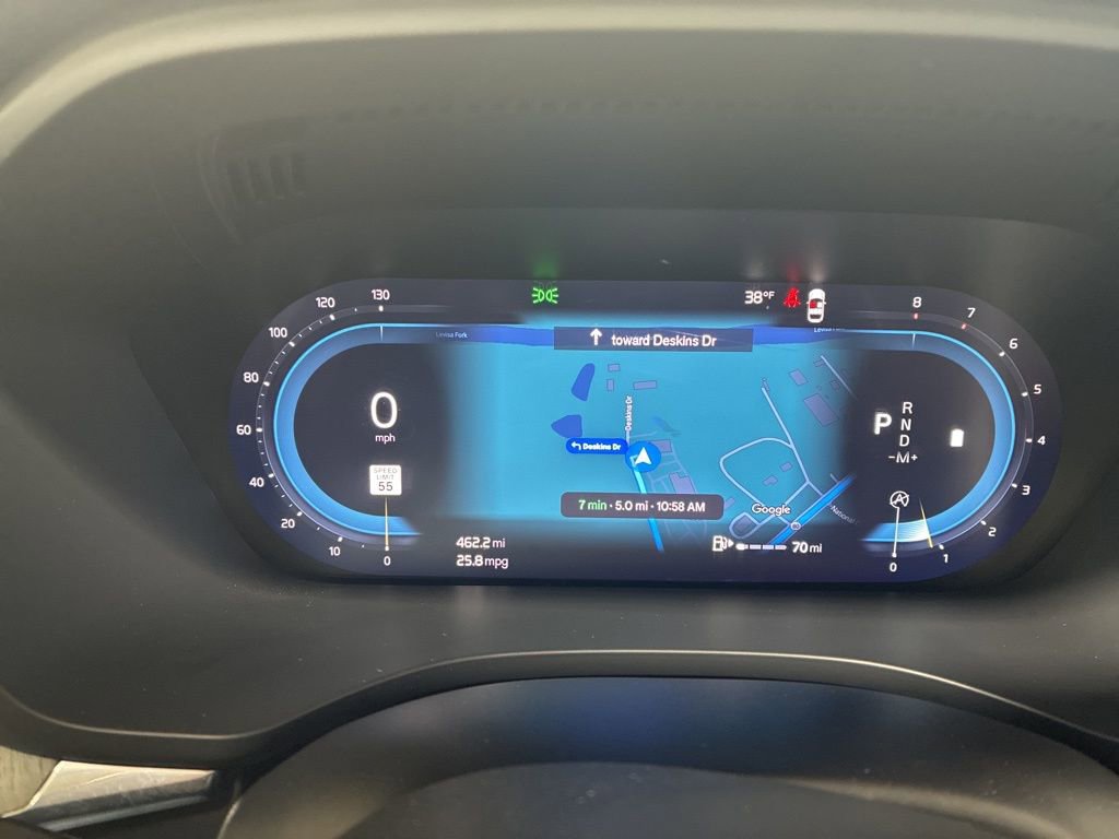 Used 2025 Volvo XC60 B5 Plus image 16