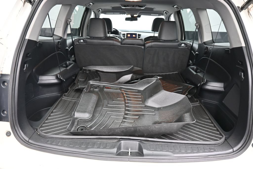 Used 2017 Honda Pilot Touring image 40