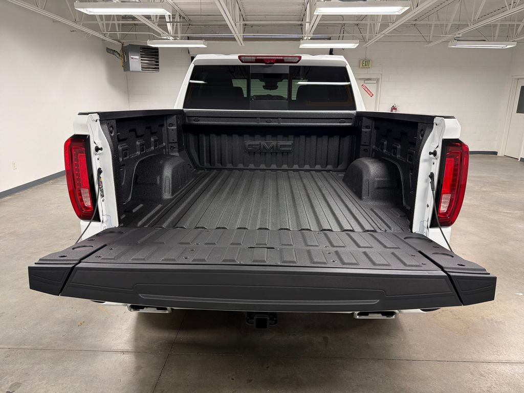 New 2026 GMC Sierra 1500 AT4 w/ AT4 Premium Package AWD/4WD image 18