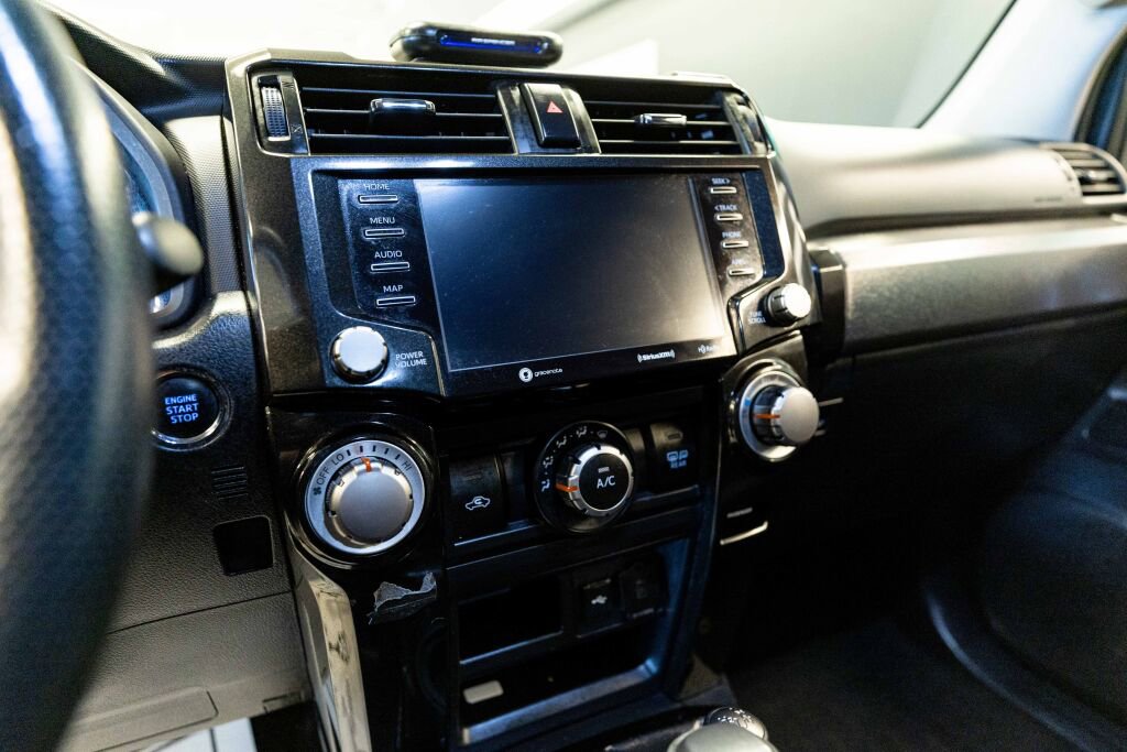 Used 2020 Toyota 4Runner Venture image 11