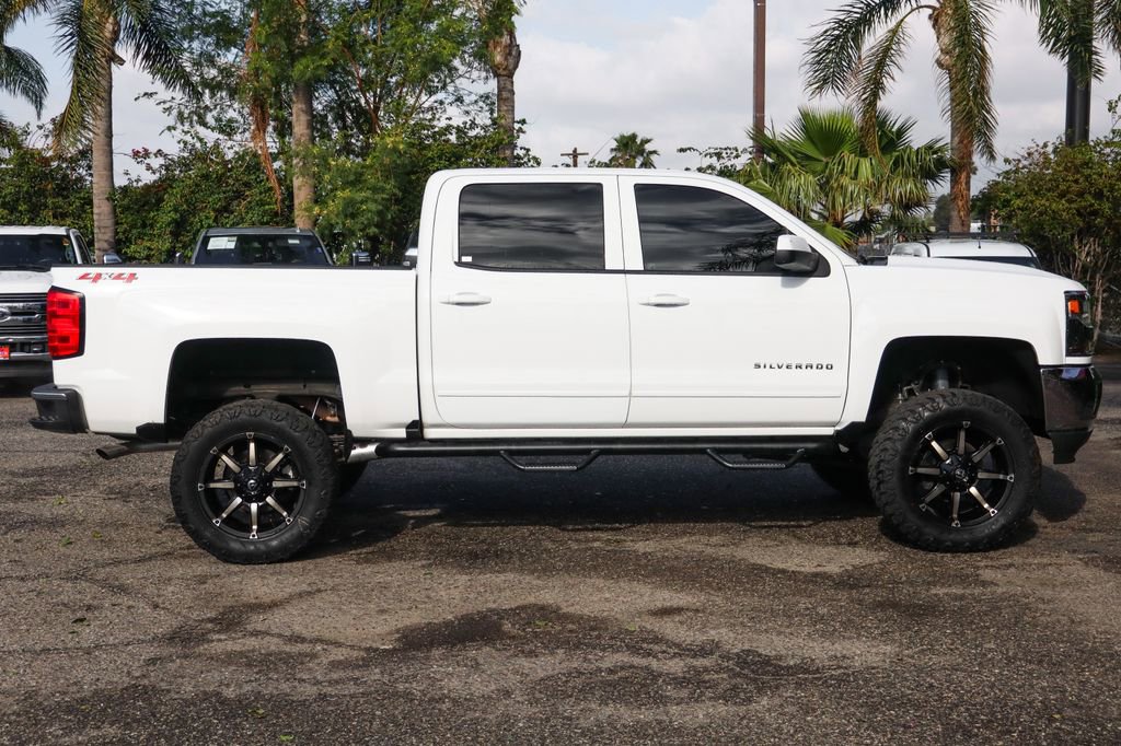 Used 2018 Chevrolet Silverado 1500 LT w/ All Star Edition AWD/4WD image 10