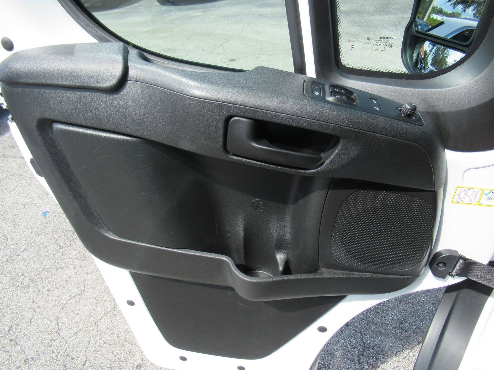 Used 2026 RAM ProMaster 2500 w/ Convenience Group FWD image 31
