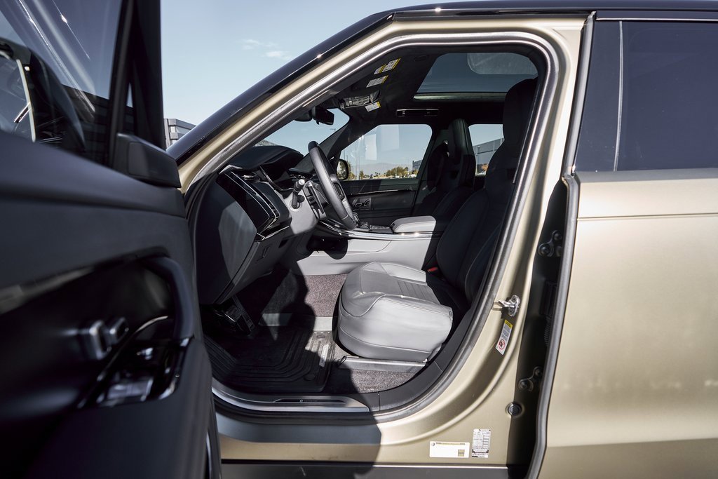 Used 2024 Land Rover Range Rover Sport SV Edition One Carbon Bronze image 32