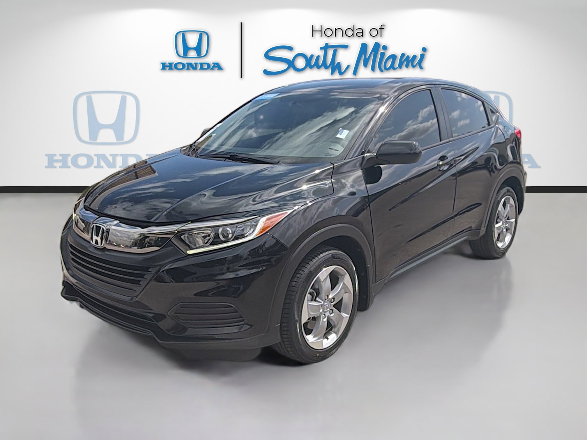 Certified 2022 Honda HR-V LX image 3