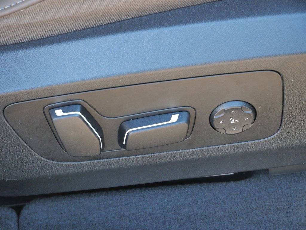 Used 2025 BMW X3 xDrive30i w/ M Sport Package image 16