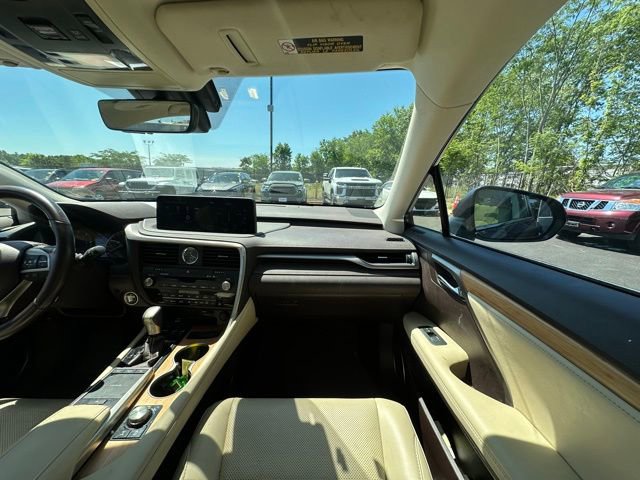 Used 2020 Lexus RX 350L Premium w/ Premium Package AWD/4WD image 30