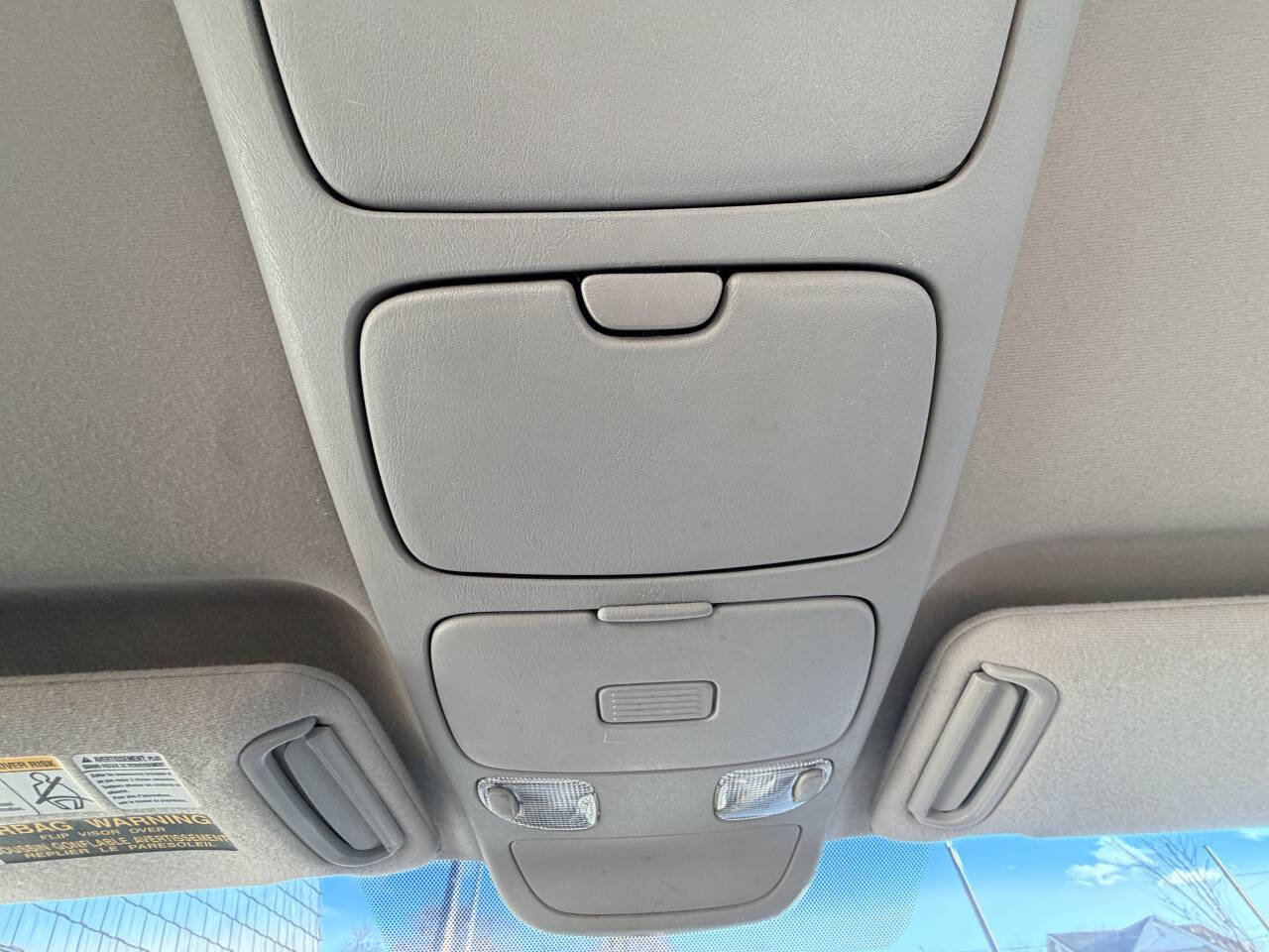 Used 2005 Toyota Sequoia SR5 image 44