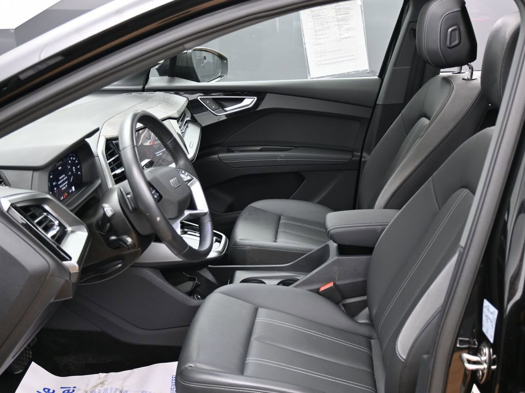 Used 2024 Audi Q4 e-tron Premium Plus w/ Premium Plus image 19