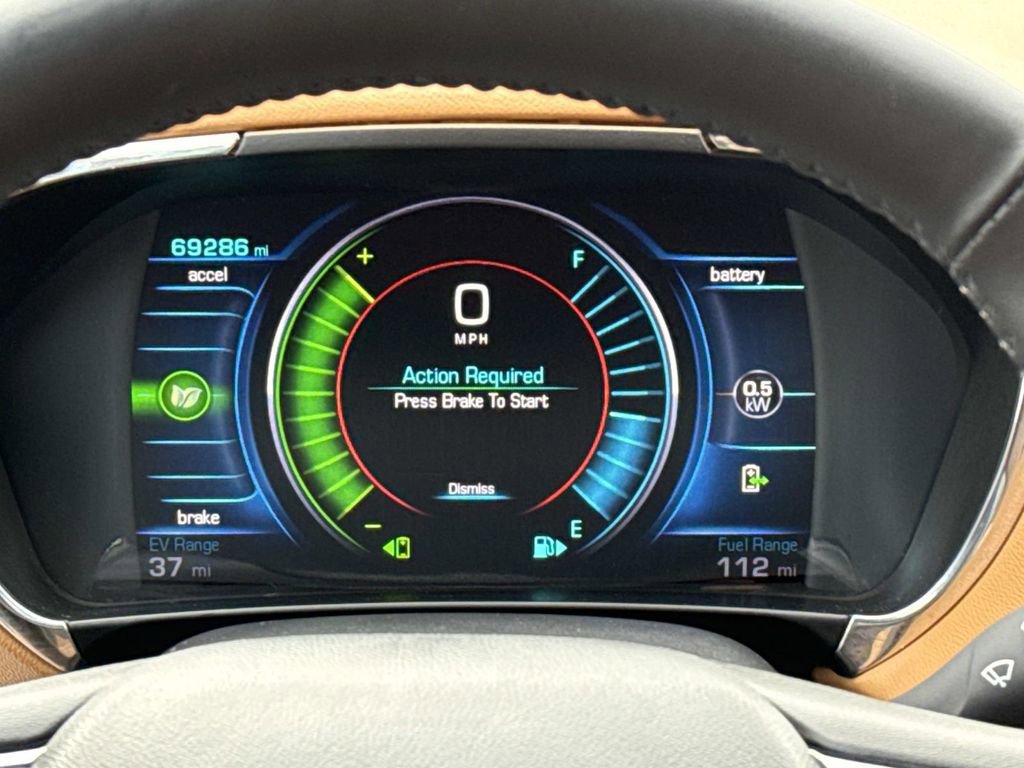 Used 2016 Chevrolet Volt Premier w/ Driver Confidence Package FWD image 24