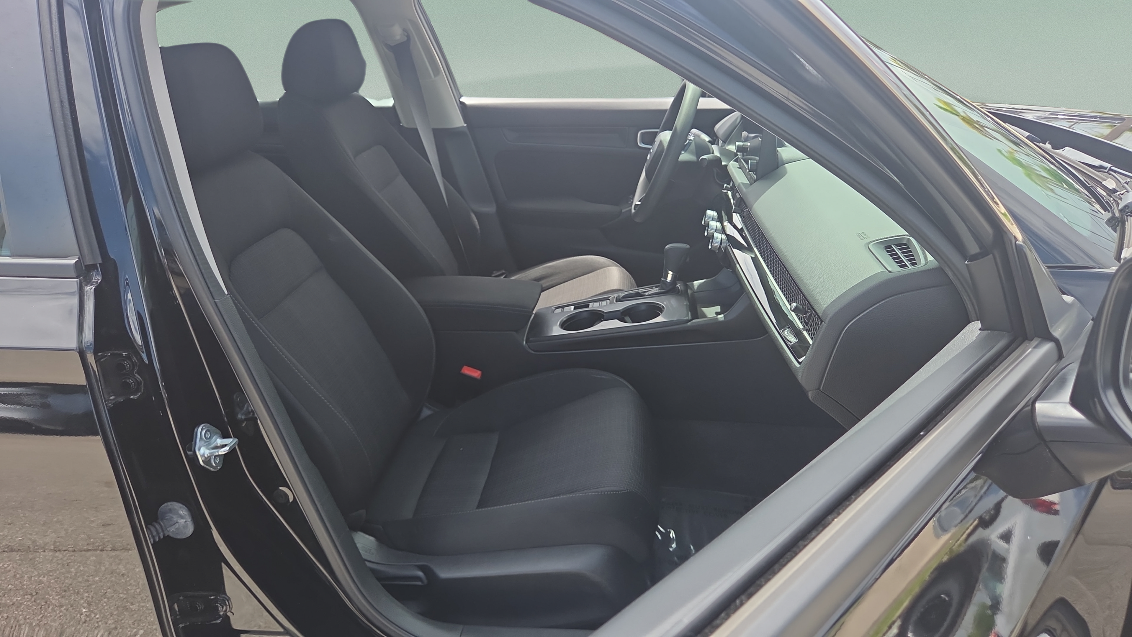 Used 2024 Honda Civic LX image 17