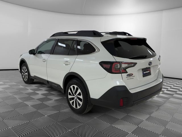 Used 2022 Subaru Outback Premium image 5