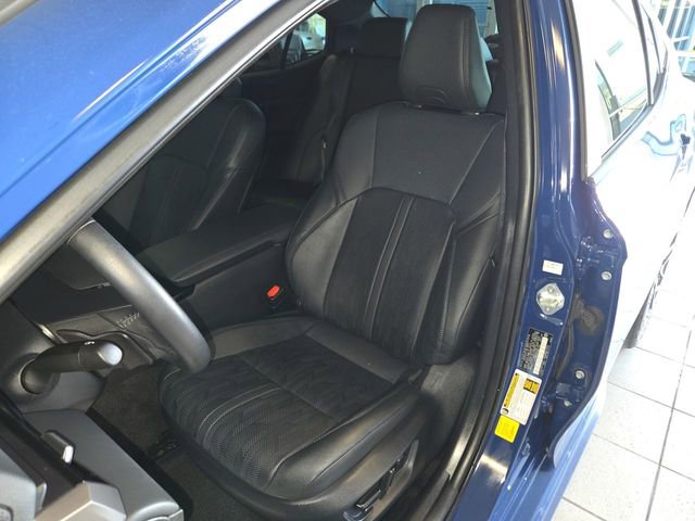 Used 2025 Toyota Camry XSE image 11