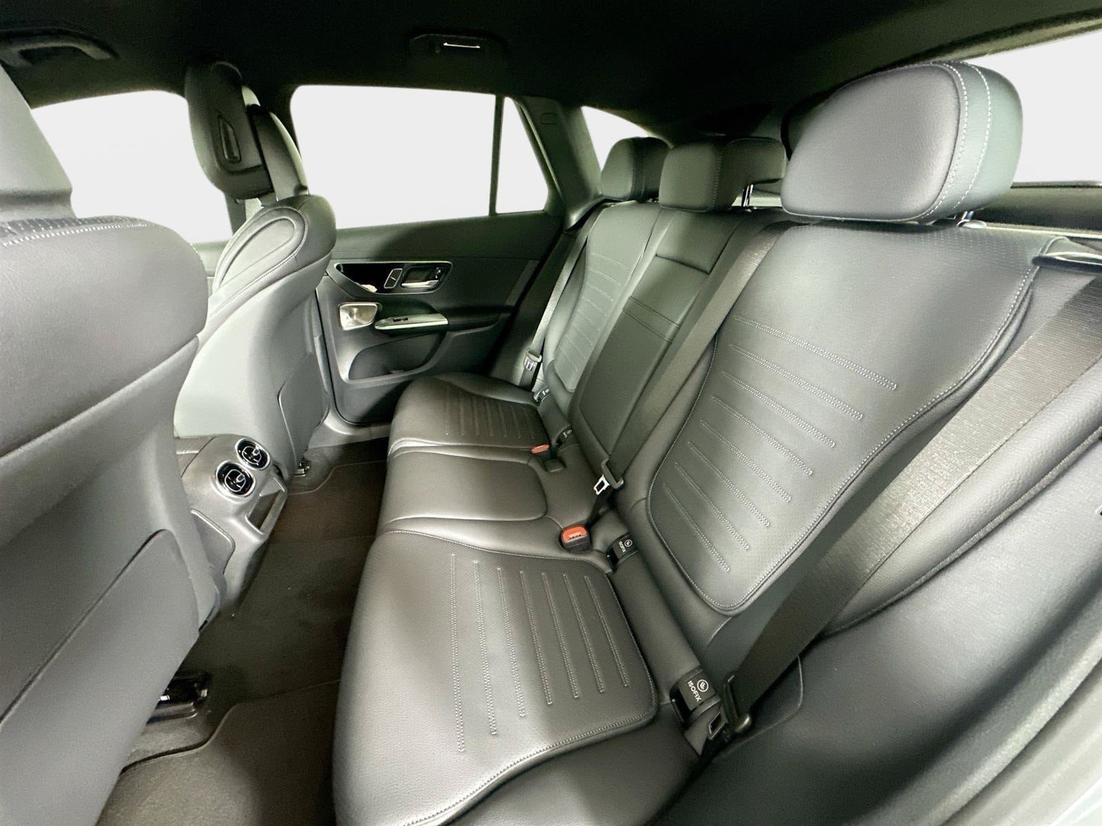 Used 2026 Mercedes-Benz GLC 300 4MATIC image 47