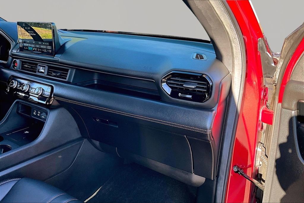 Used 2025 Honda Pilot TrailSport image 21