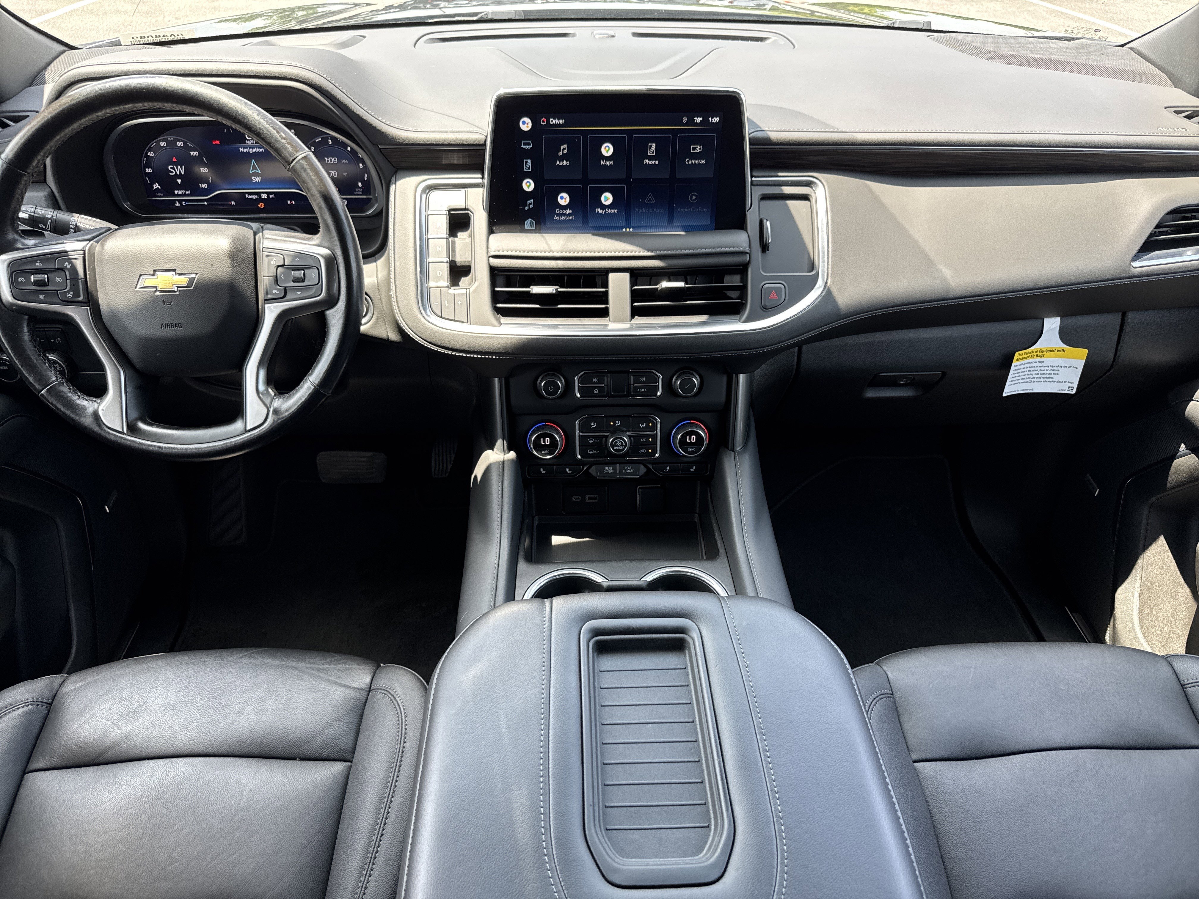 Used 2022 Chevrolet Tahoe LT w/ Luxury Package AWD/4WD image 30