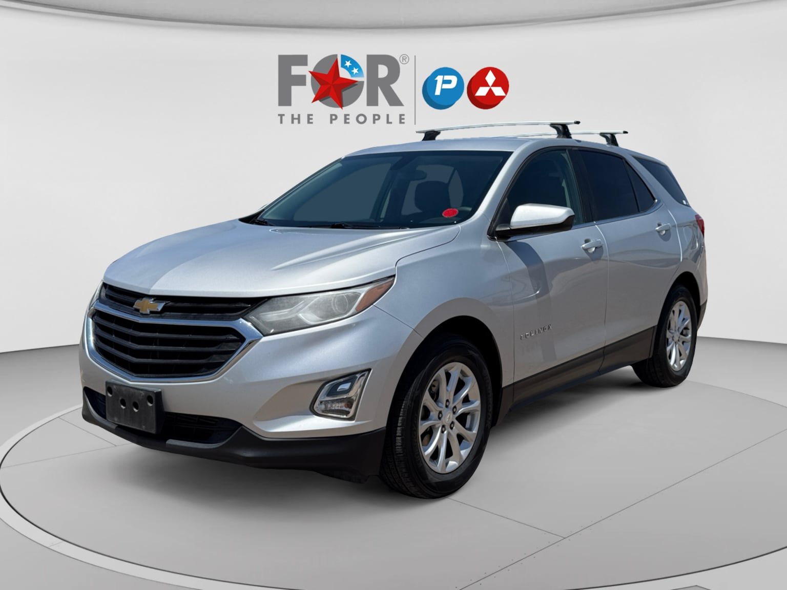 Used 2018 Chevrolet Equinox LT FWD image 1