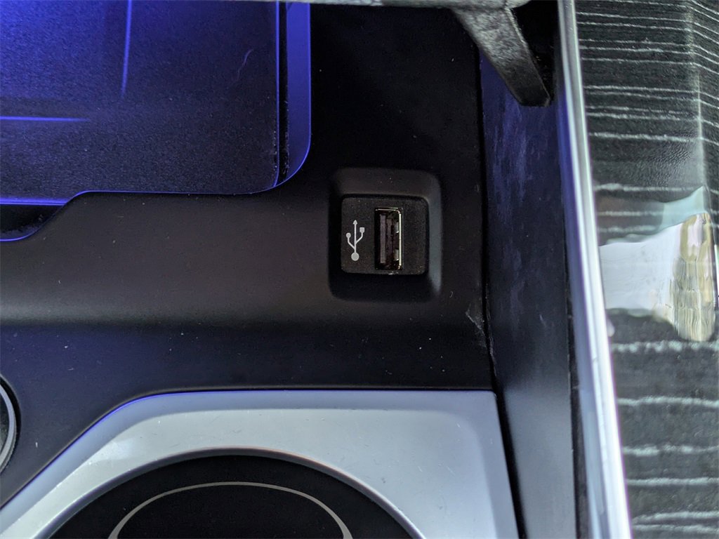 Used 2023 BMW X7 xDrive40i w/ Executive Package image 25