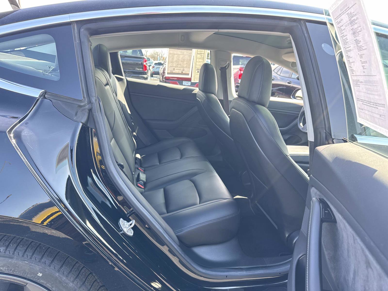 Used 2018 Tesla Model 3 Mid Range image 14