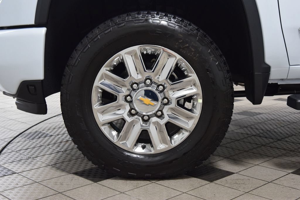 New 2026 Chevrolet Silverado 2500 High Country w/ High Country Premium Package AWD/4WD image 30