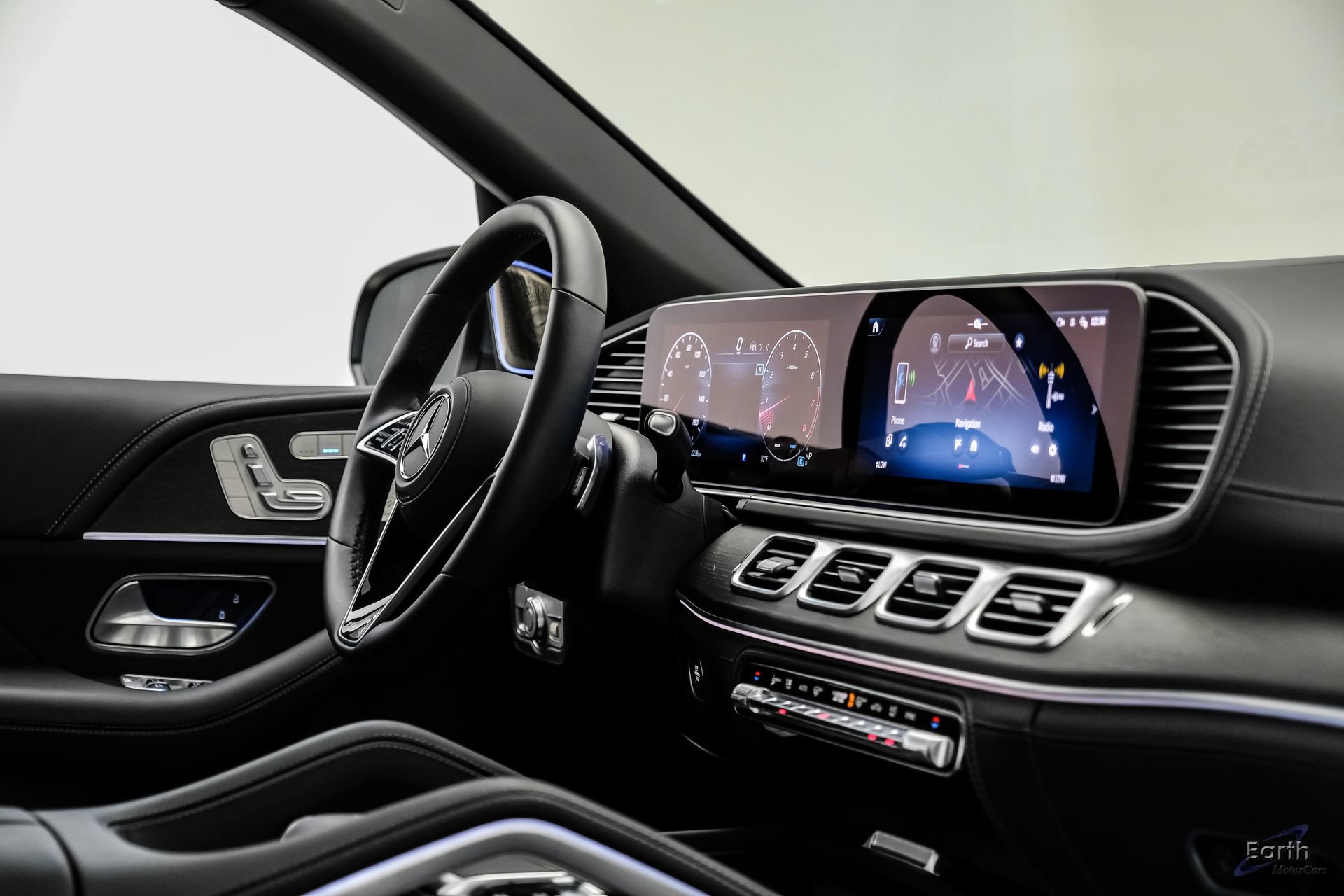 Used 2024 Mercedes-Benz Maybach GLS 600 4MATIC image 58
