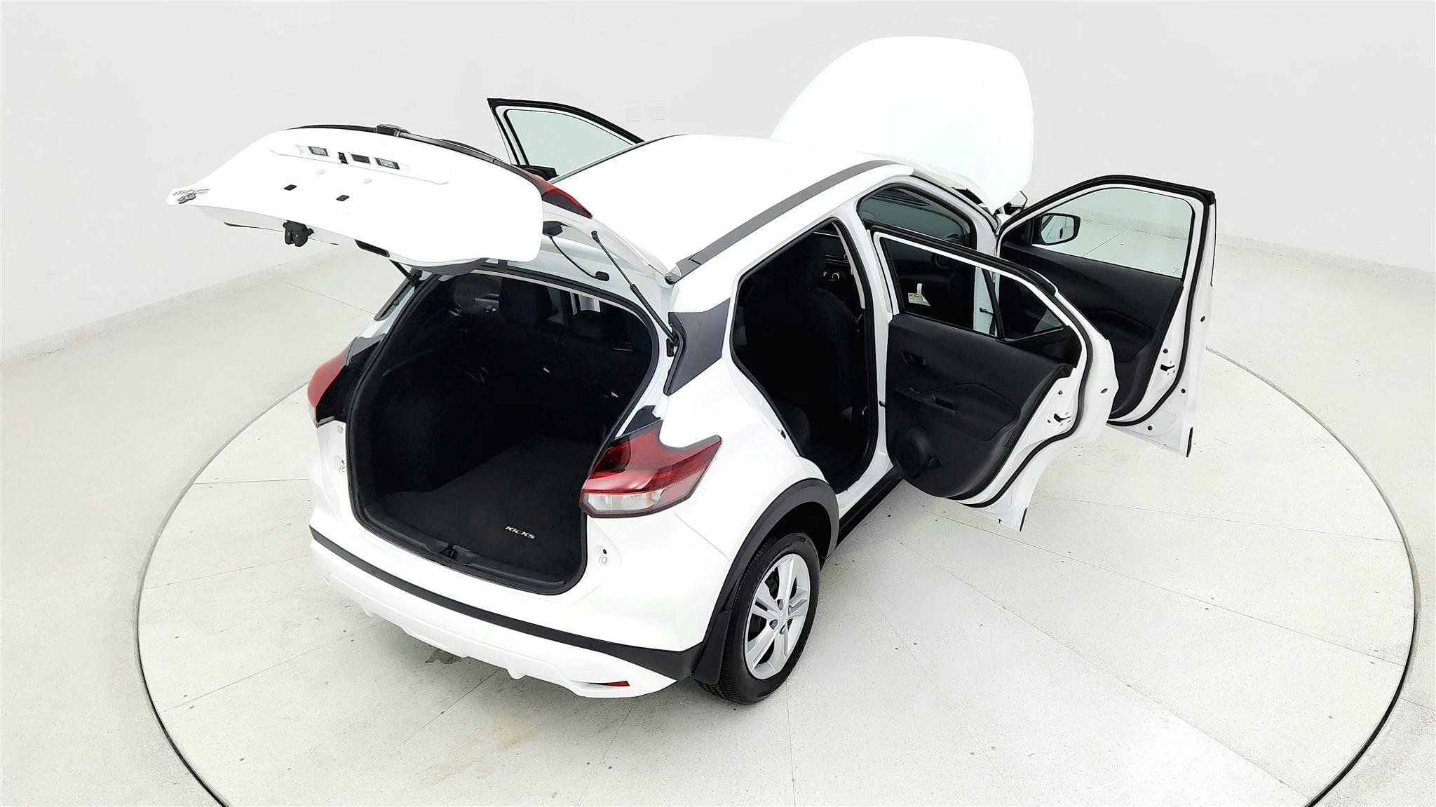 Used 2025 Nissan Kicks Play S FWD image 23