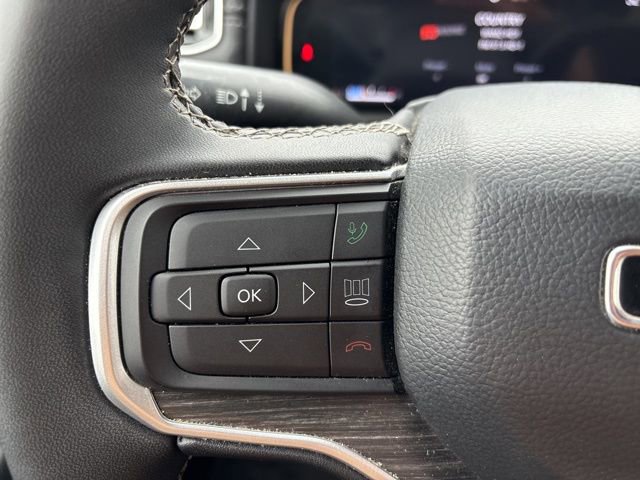 Used 2023 Jeep Wagoneer L Series II w/ Premium Group I image 20