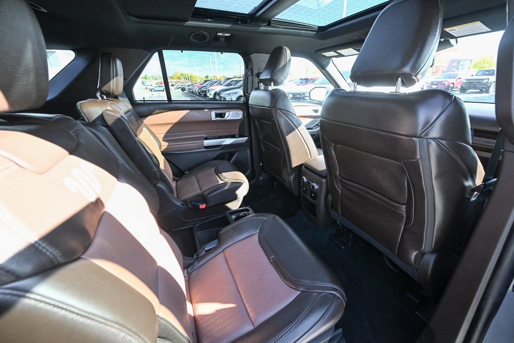 Certified 2021 Ford Explorer King Ranch w/ Premium Technology Package image 28