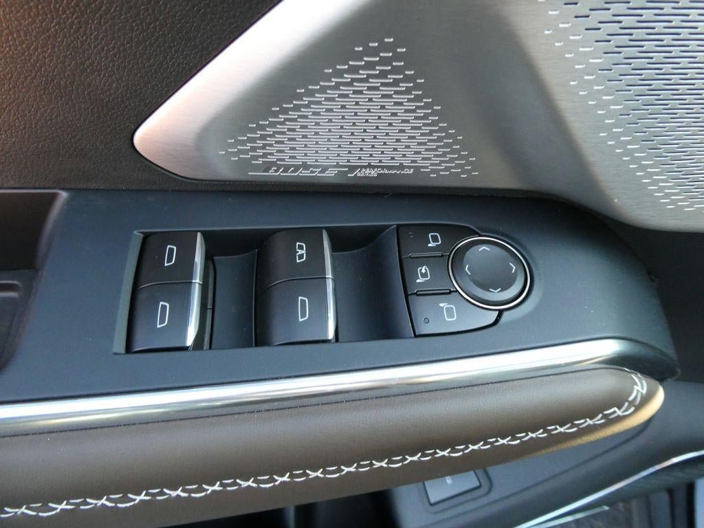New 2026 GMC Acadia Denali Ultimate AWD/4WD image 17