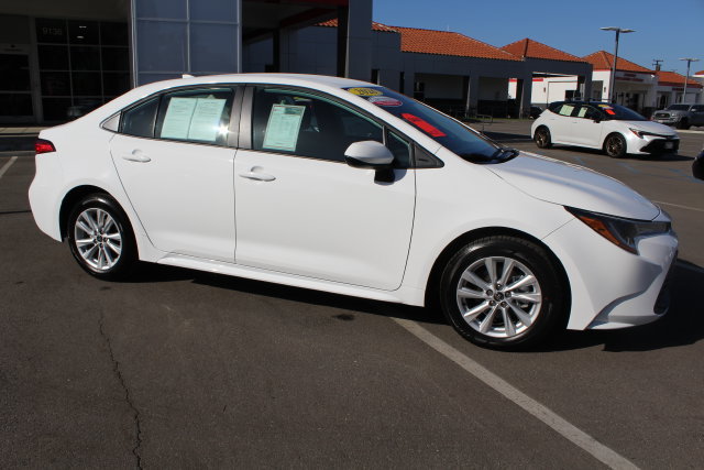 Certified 2026 Toyota Corolla LE w/ LE Premium Package FWD image 20