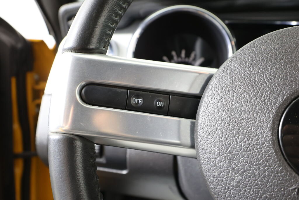 Used 2009 Ford Mustang GT Premium image 21