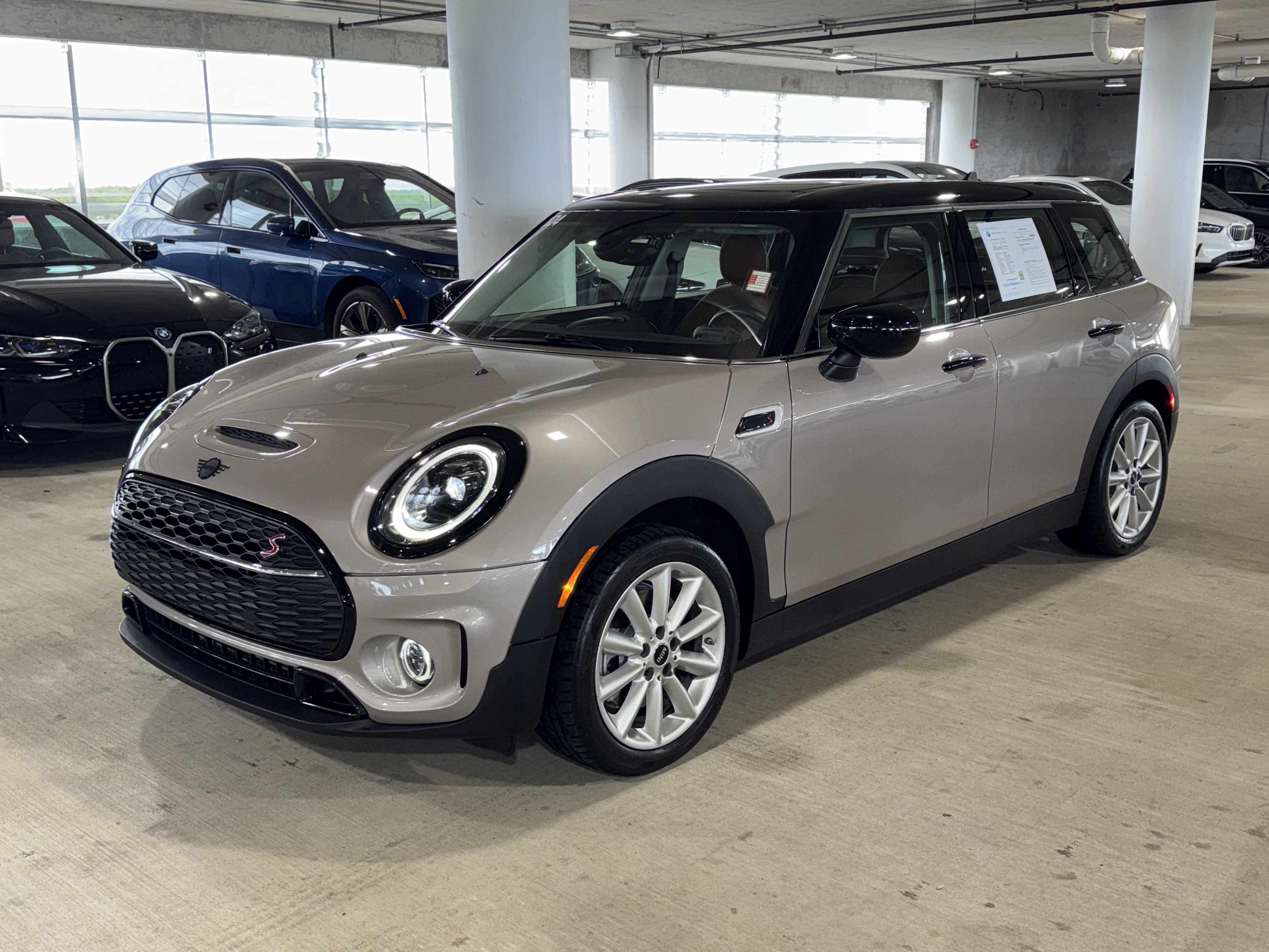 Used 2024 MINI Cooper Clubman S w/ Signature Upholstery Package image 4