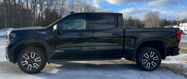Certified 2023 GMC Sierra 1500 AT4 w/ AT4 Premium Package image 5