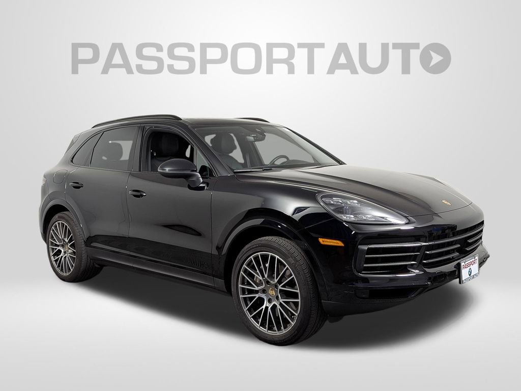Used 2022 Porsche Cayenne Platinum Edition image 9