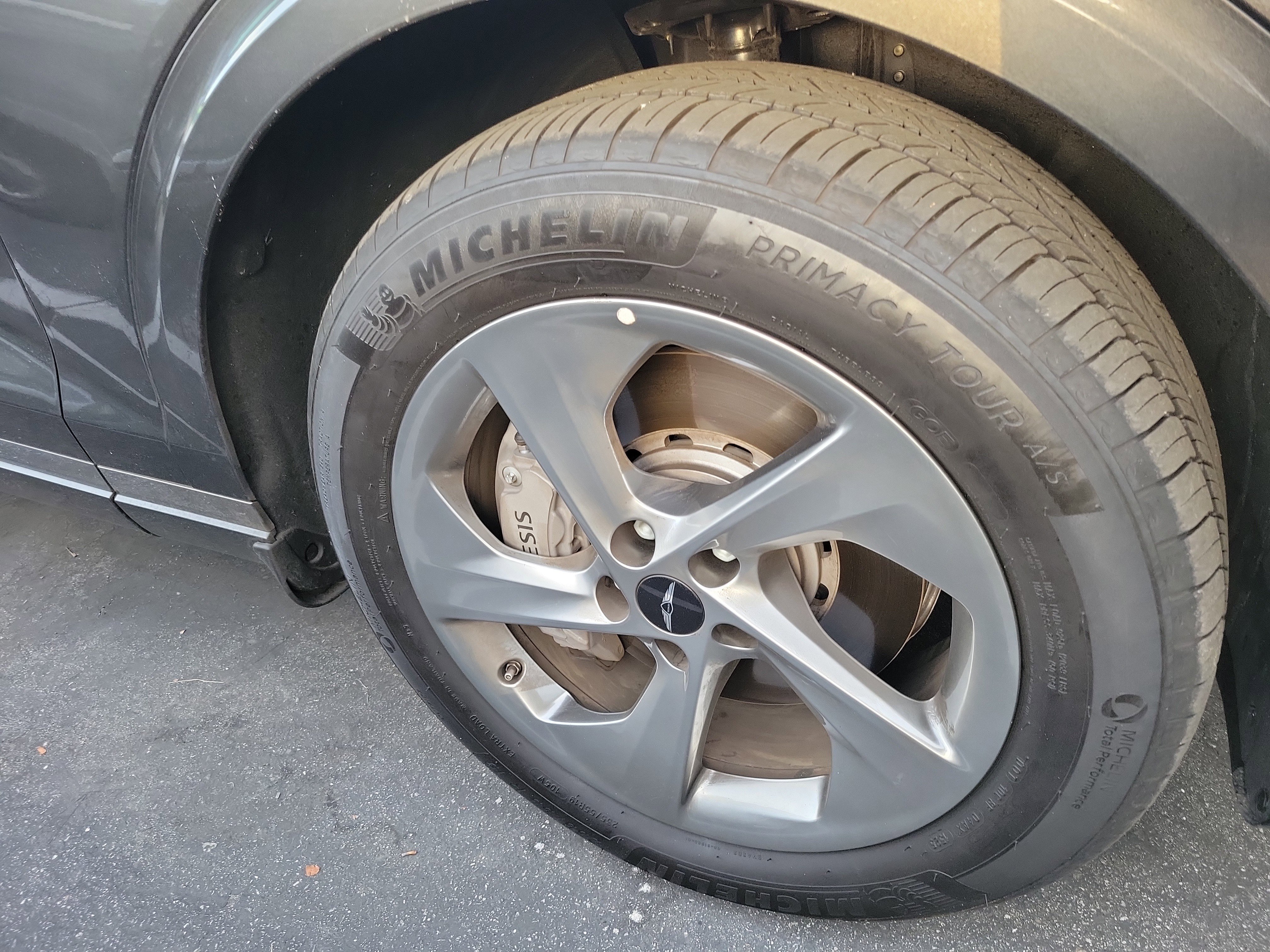 Certified 2026 Genesis GV70 2.5T Select image 4