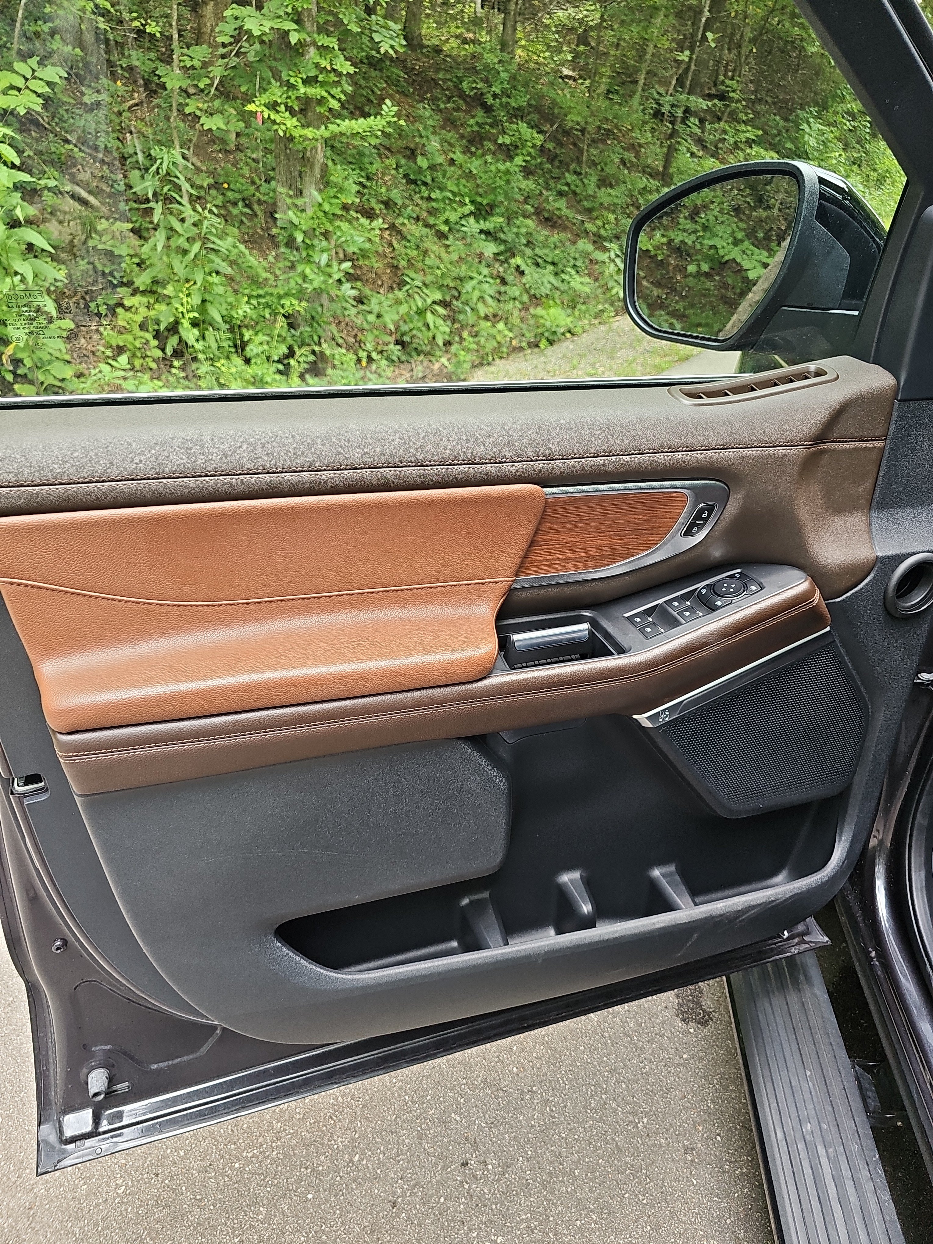 Used 2025 Ford Expedition King Ranch AWD/4WD image 30