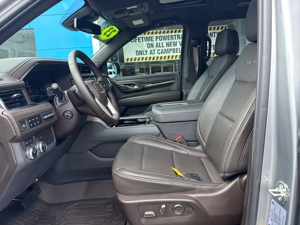 Used 2023 GMC Yukon Denali AWD/4WD image 23